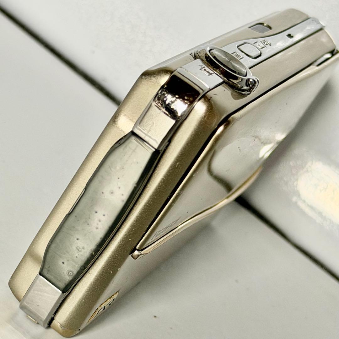 FUJIFILM「FinePix」Z800EXR