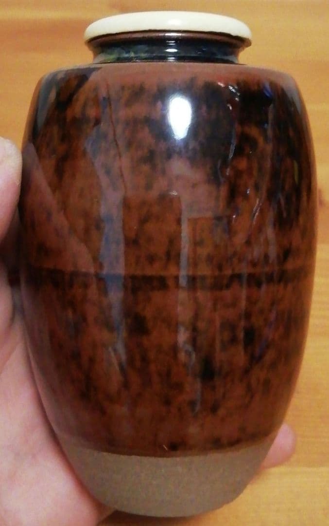 鬼丸雪山作　高取焼　茶入　共箱　仕服付　茶道具