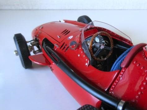 特価 CMC (1/18) マセラティ250F