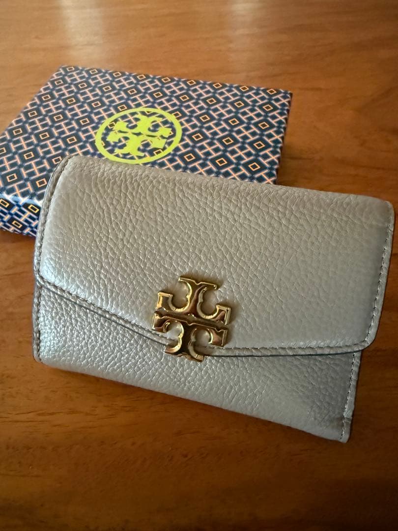 トリーバーチ Tory Burch 折り財布