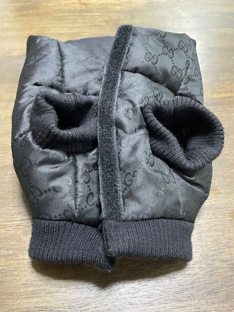 グッチ　GUCCI ダウンジャケット 犬服　サイズM