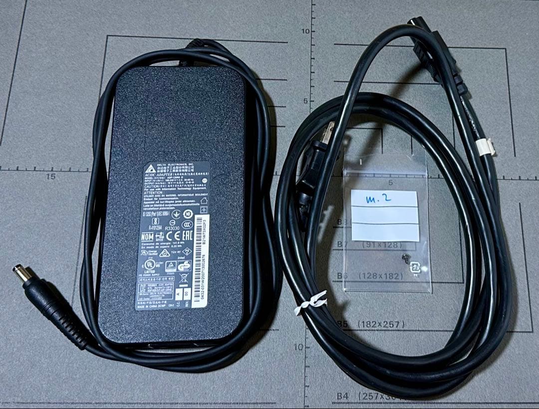 NUC6i7KYK i7-6770HQ メモリ16GB SSDなし 髑髏天板