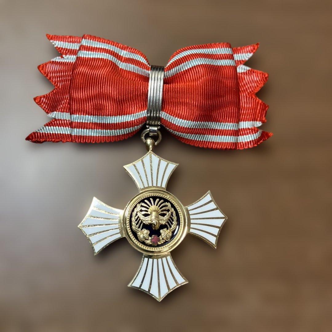 日本赤十字社　金色有功章　勲章　メダル　日本