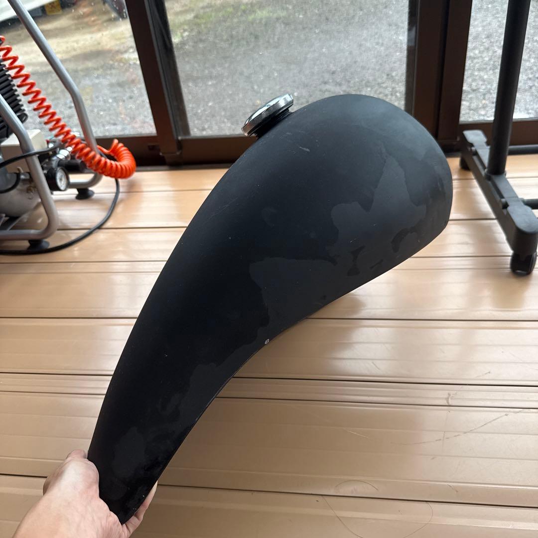 シャドウ400 ストレッチタンク　ガレージT&F ニューロッドカスタム　FRP制