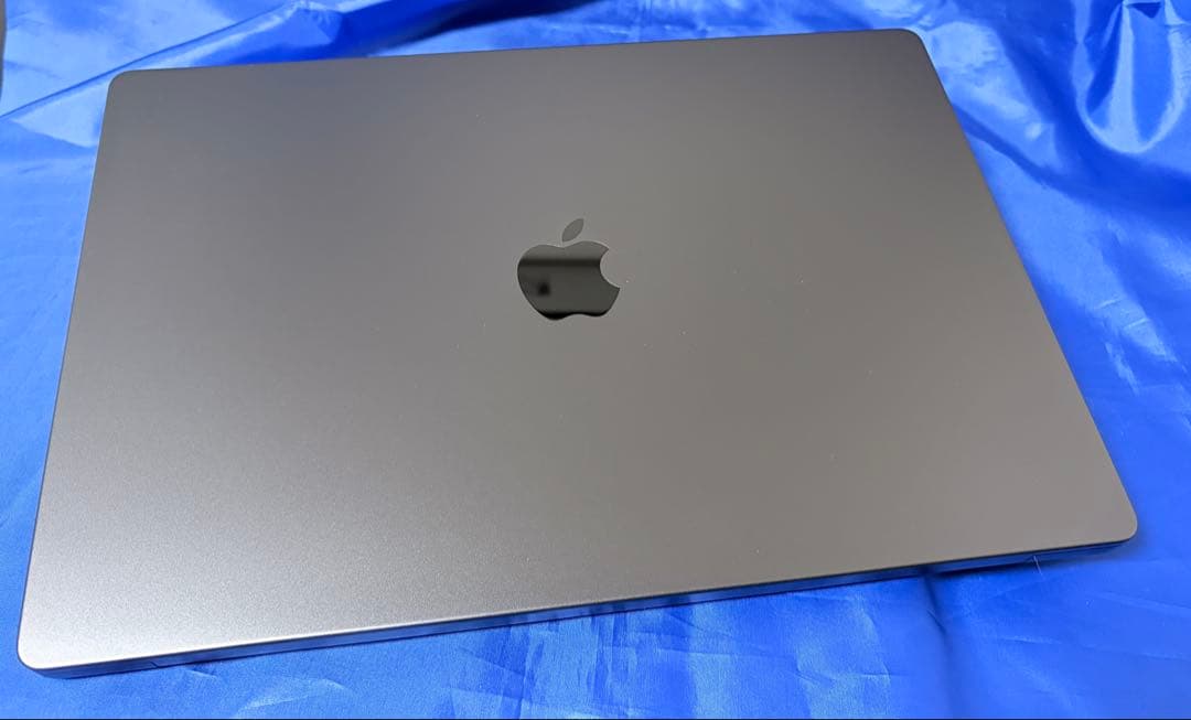 美品 M3 Pro MacBook Pro 16インチ 36GB/512GB