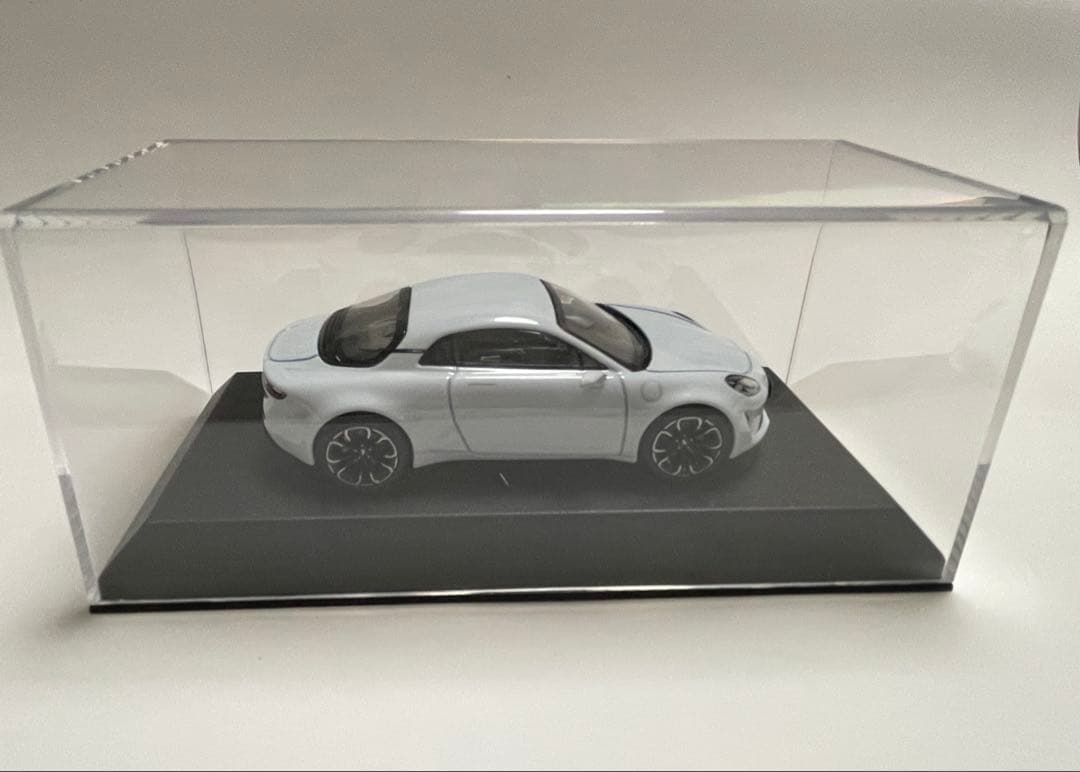 アルピーヌ　ビジョン　Alpine Vision ミニカー　ノレブ　1/43