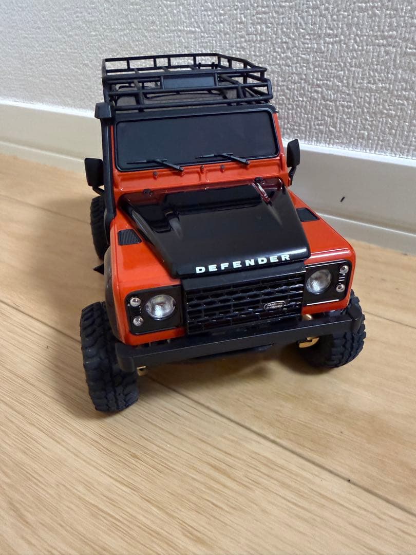 ミニッツ4×4 DEFENDER ルーフラック付き