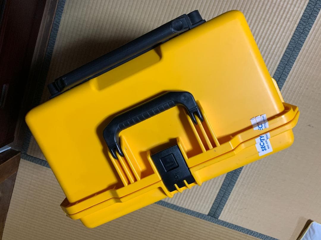 ペリカンみたいな頑丈なキャリーケース