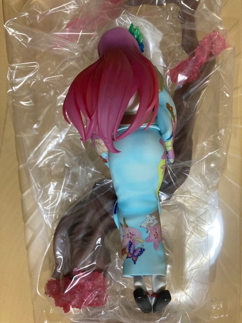 ストロンガー VOCALOID 巡音ルカ 花色衣　1/8 スケール　フィギュア