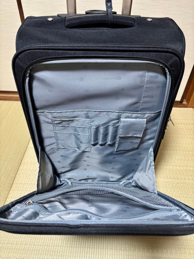 DELSY ブラック キャリーケース