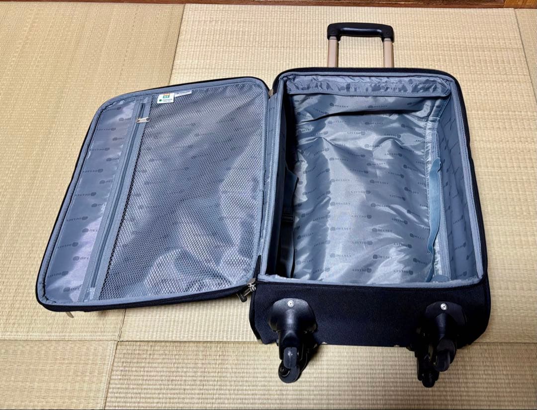 DELSY ブラック キャリーケース