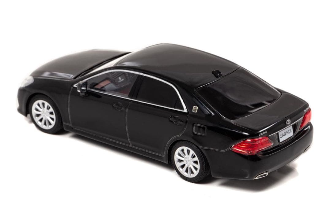 CAR-NELカーネル　ヒコセブン1/43 トヨタクラウンGRS202黒　新品