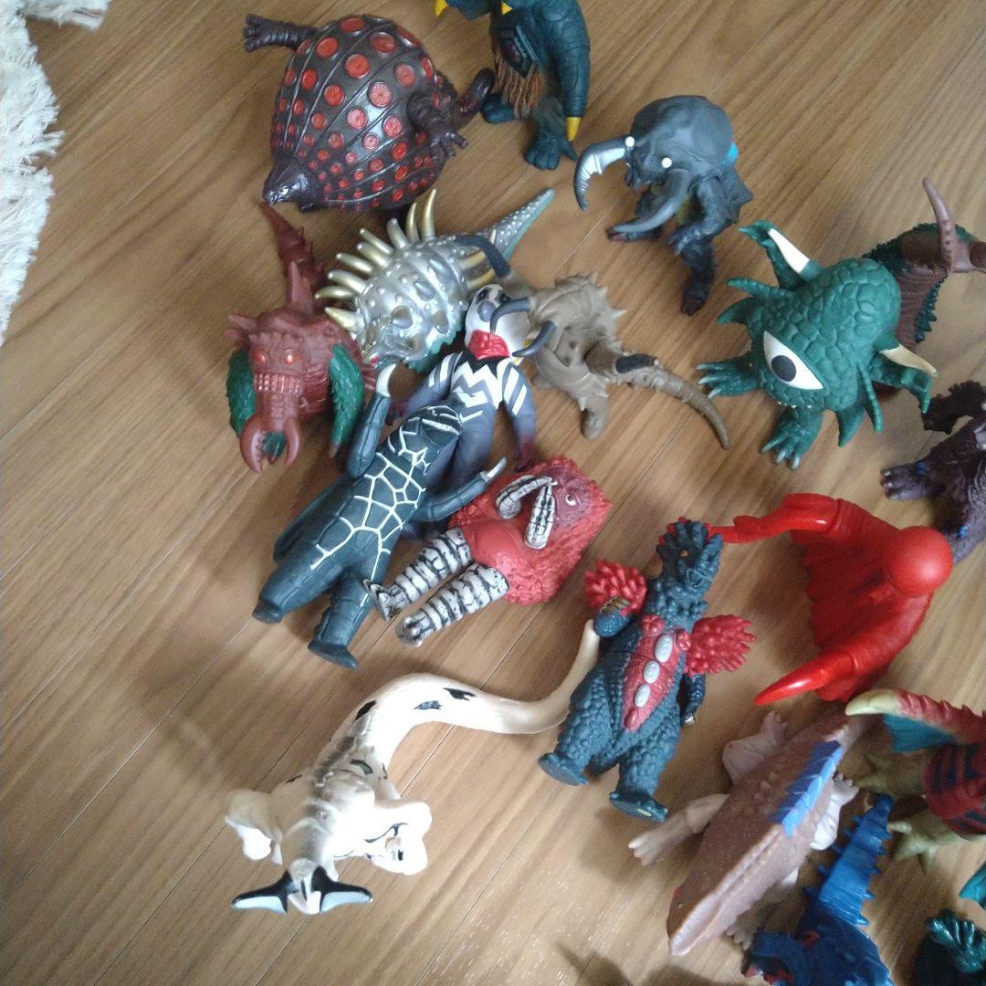 ウルトラマンシリーズ 怪獣フィギュアセット最終価格