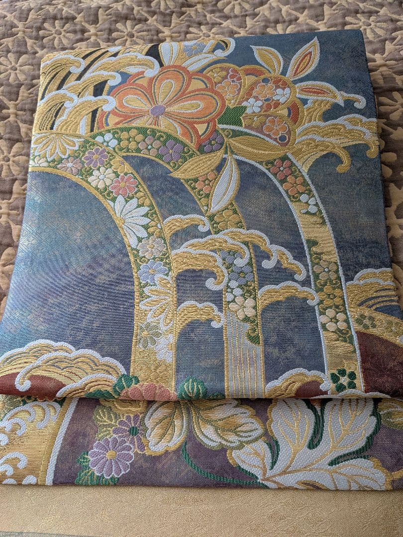 お値引き価格　袋帯 正絹　長さ460cm弱全通　振袖訪問着など