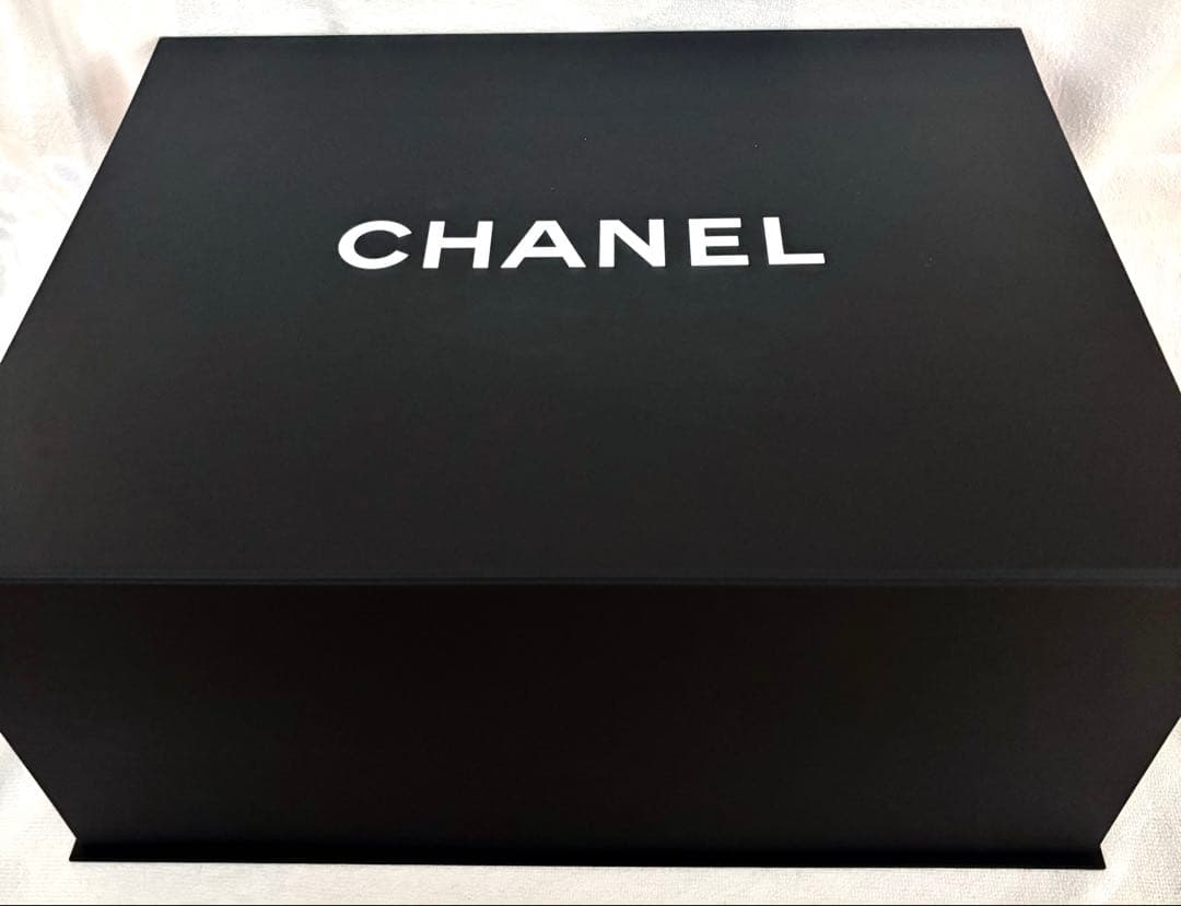 CHANEL 箱 ボックス 特大サイズ