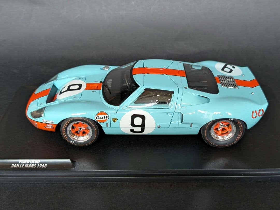 SOLIDO 1/18 フォード GT40 24H ル・マン 1968 ガルフ