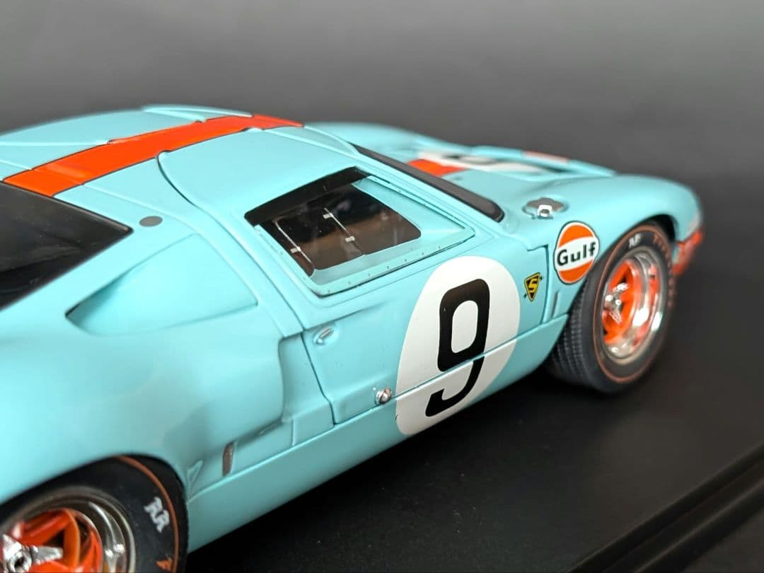 SOLIDO 1/18 フォード GT40 24H ル・マン 1968 ガルフ