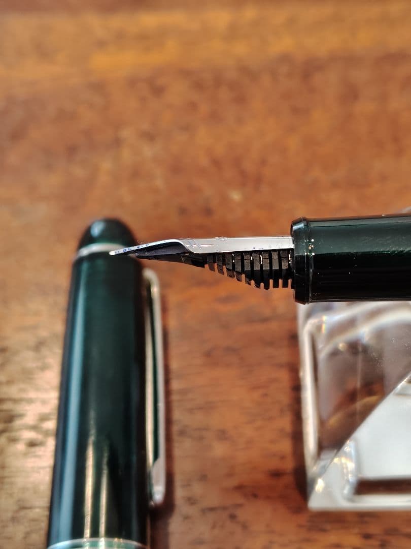 プラチナ センチュリー3776 ローレルグリーン 細字 F字 シルバートリム