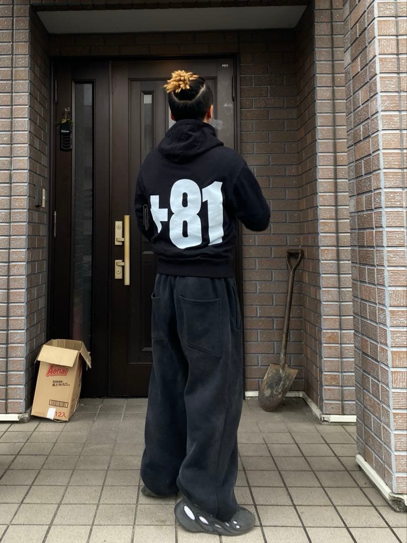 nxrxx 24時間以内発送　JARMY パーカー （xs）