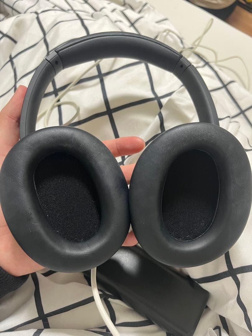 【美品】SONY ワイヤレスノイズキャンセリングヘッドホン WH-CH720N