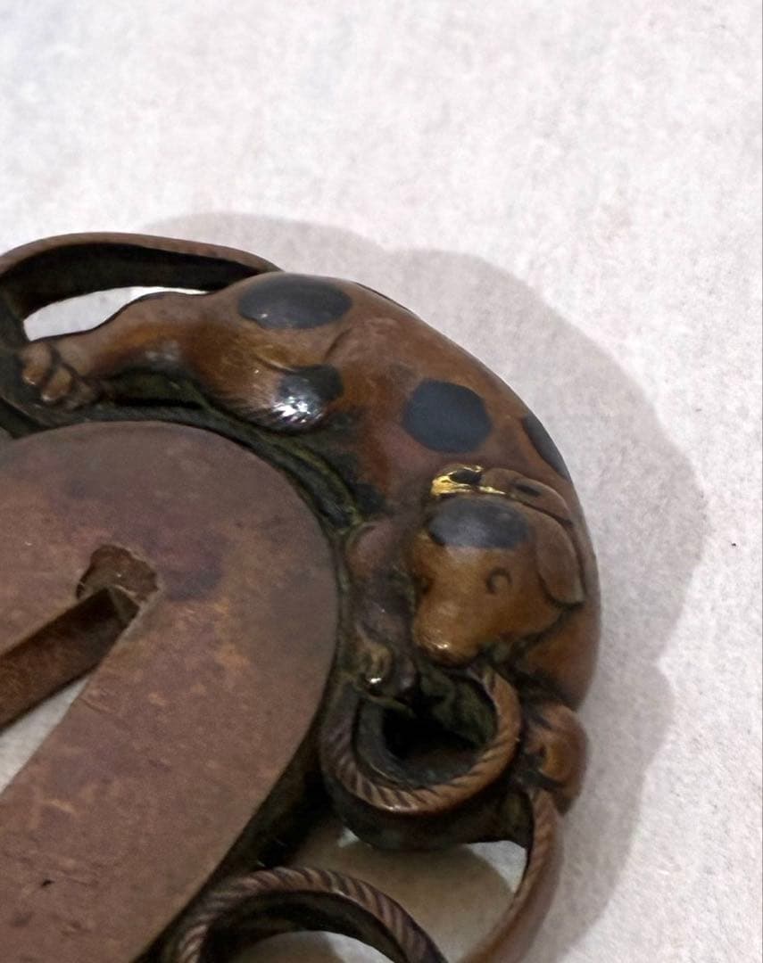 秀政作　犬透かし鍔　刀装具