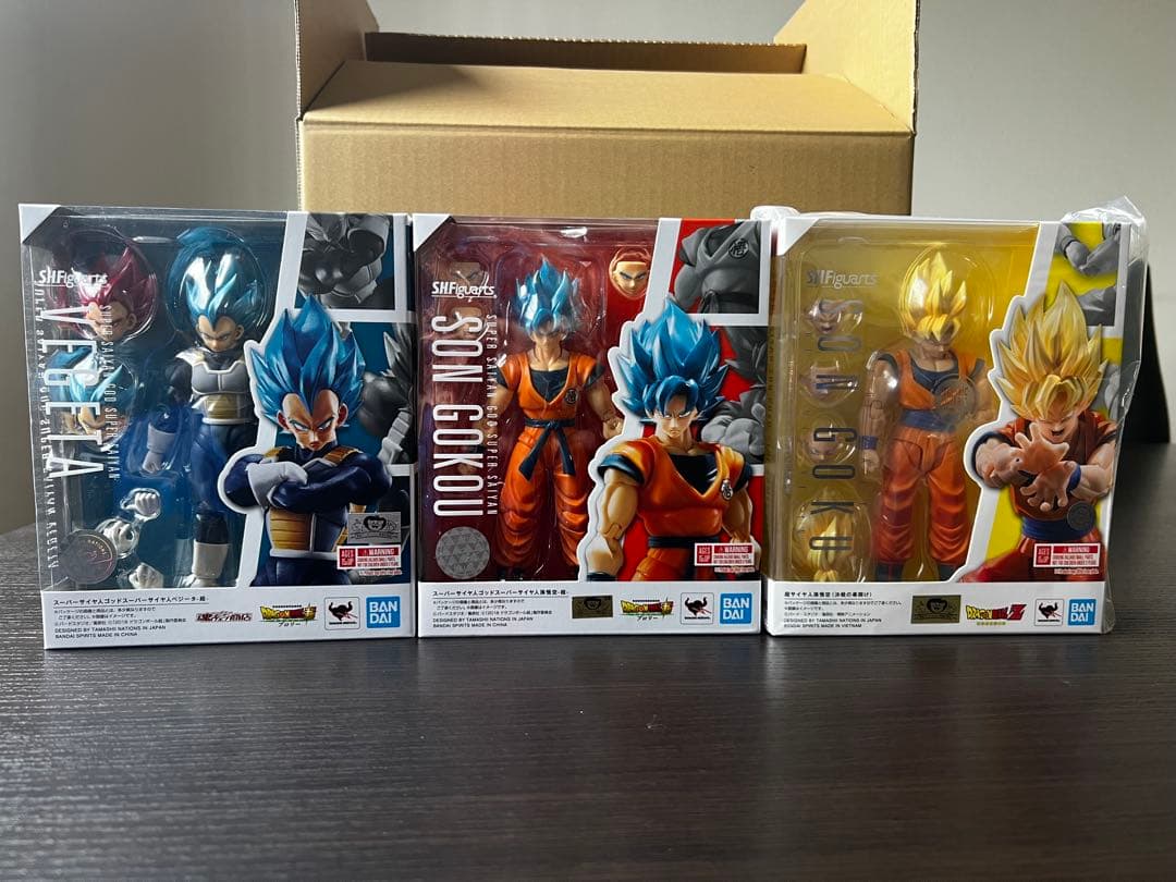 S.H.Figuarts 超サイヤ人孫悟空〈決戦の幕開け〉　ベジータ　悟空　3体