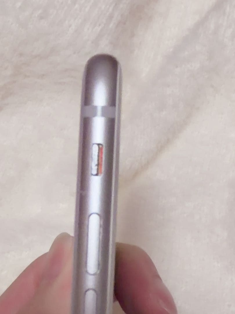 iPhone8 64GB 本体のみ