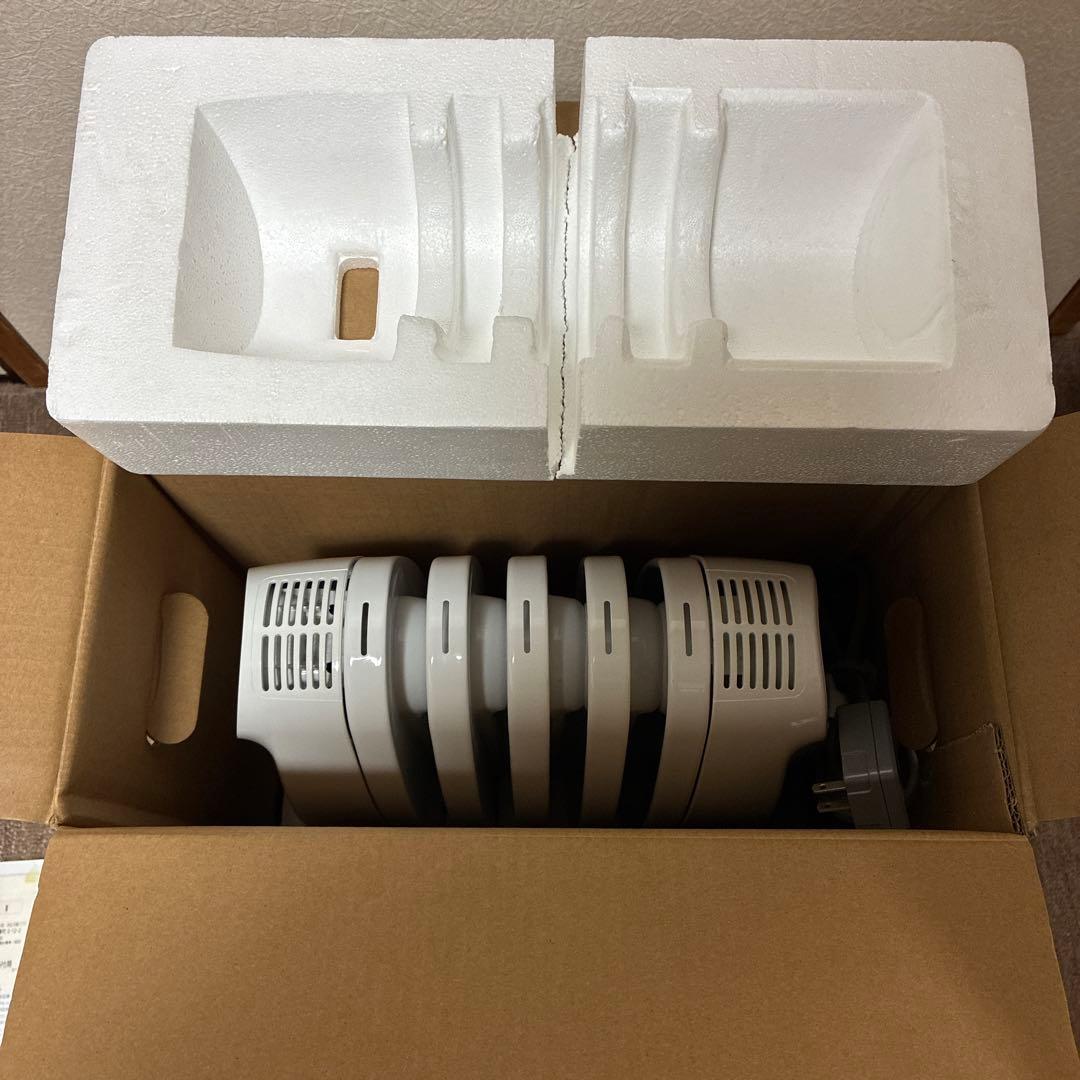 DeLonghi デロンギオイルヒーター NJ0505E