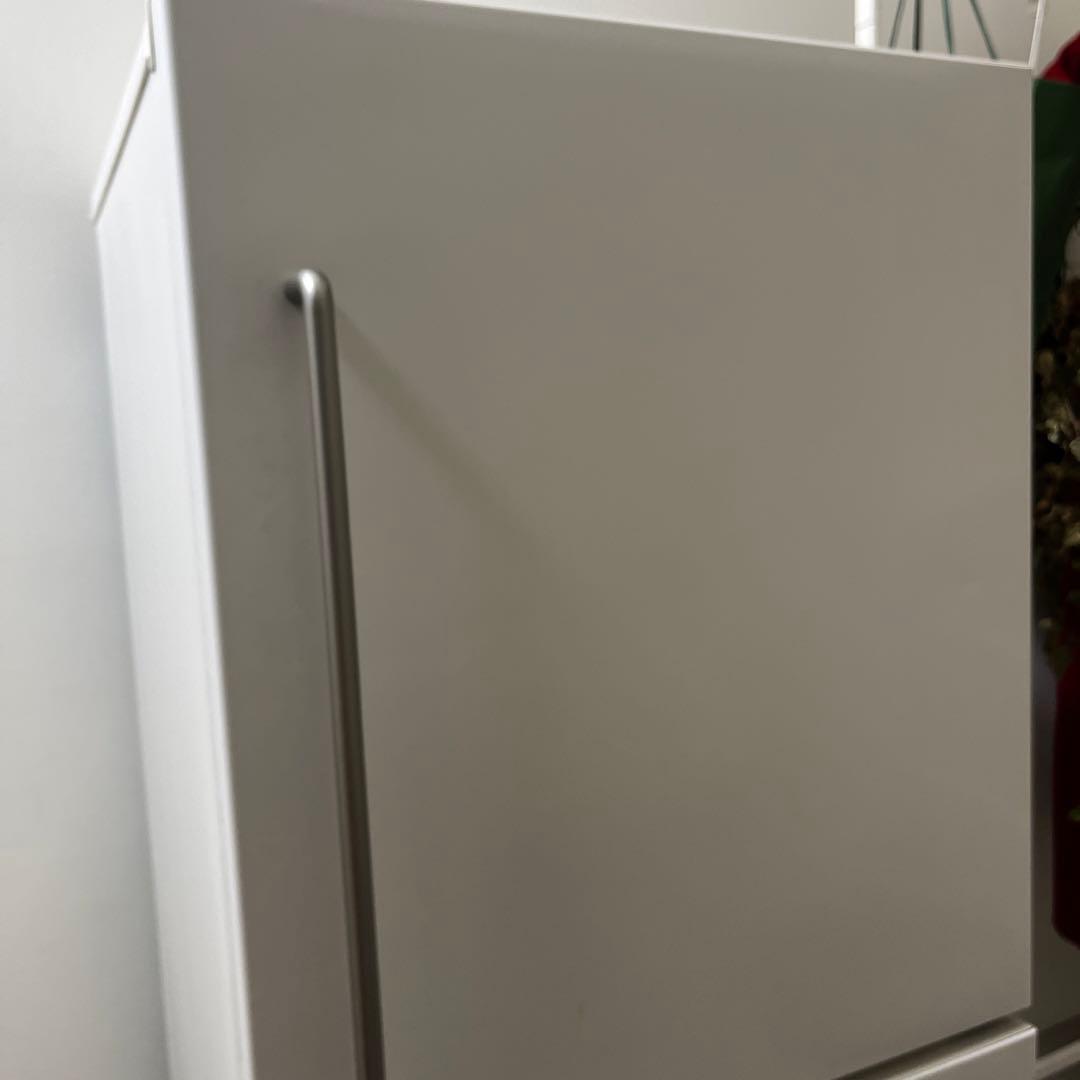 ホワイト冷蔵庫 上下冷却タイプ