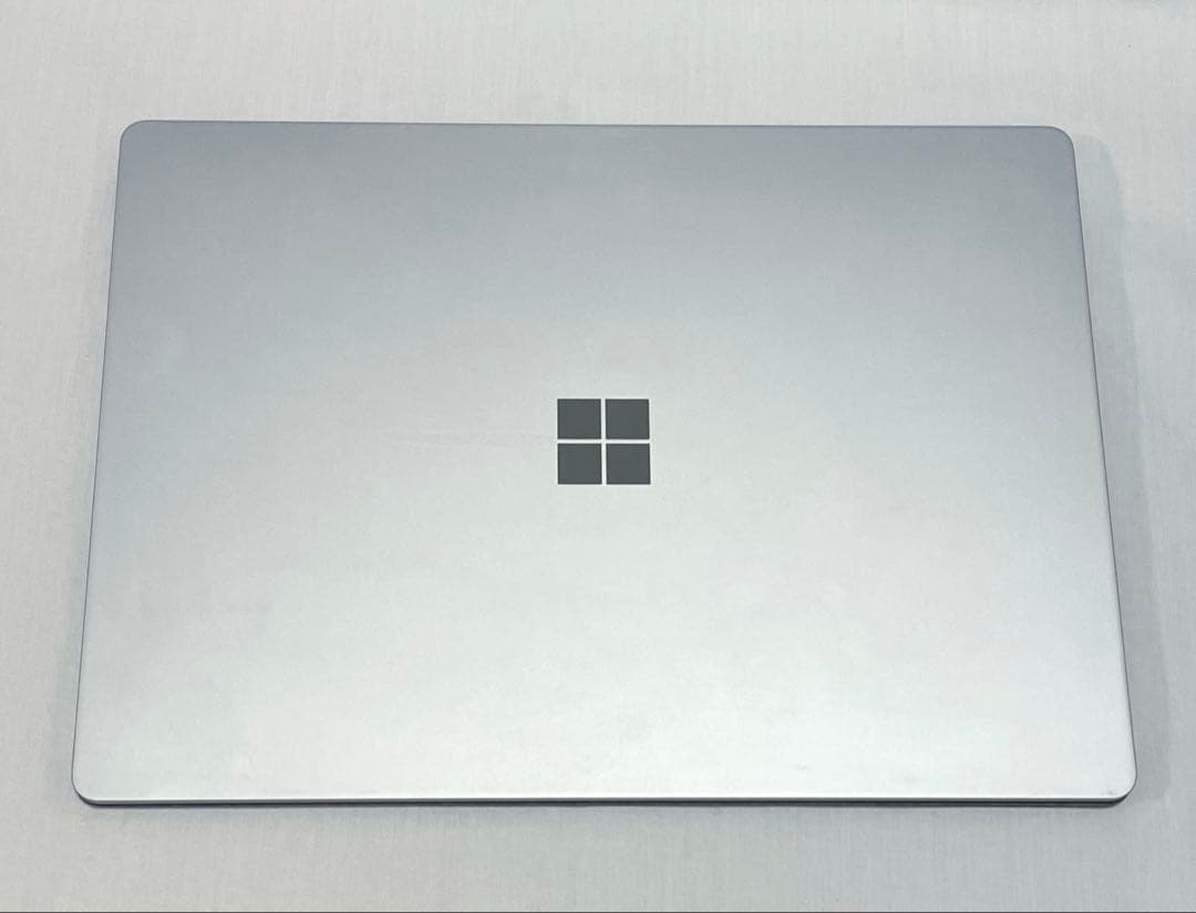 【Core i5】Microsoft　surface　Laptop 2　※即発送