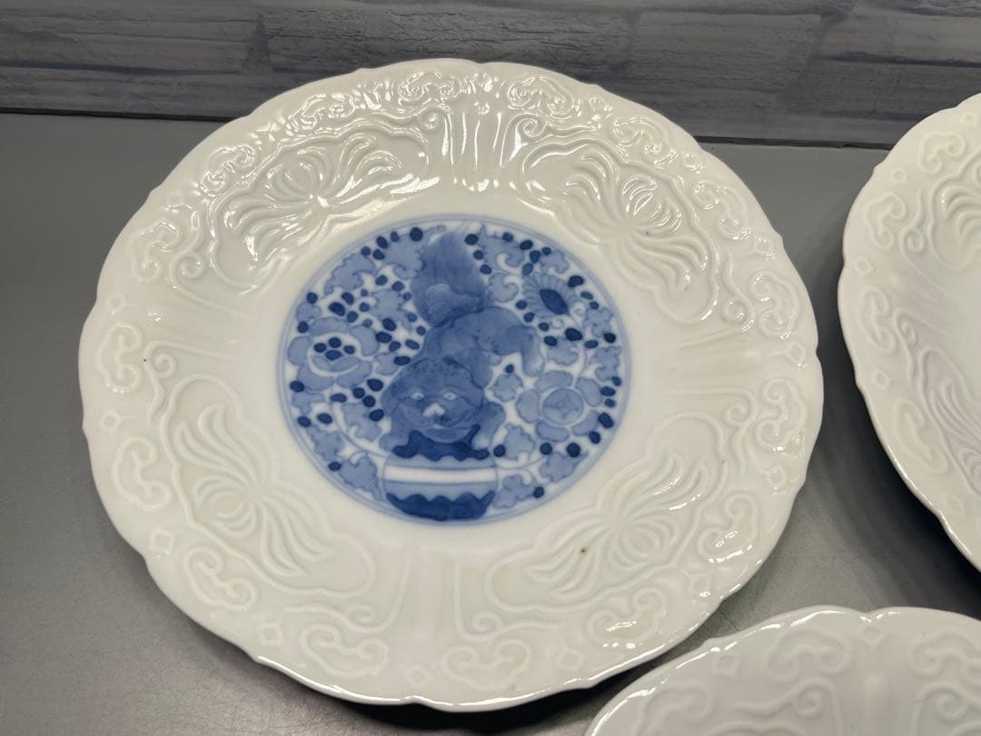 幕末〜　源六製　白磁　陽刻　唐獅子　染付皿　五枚