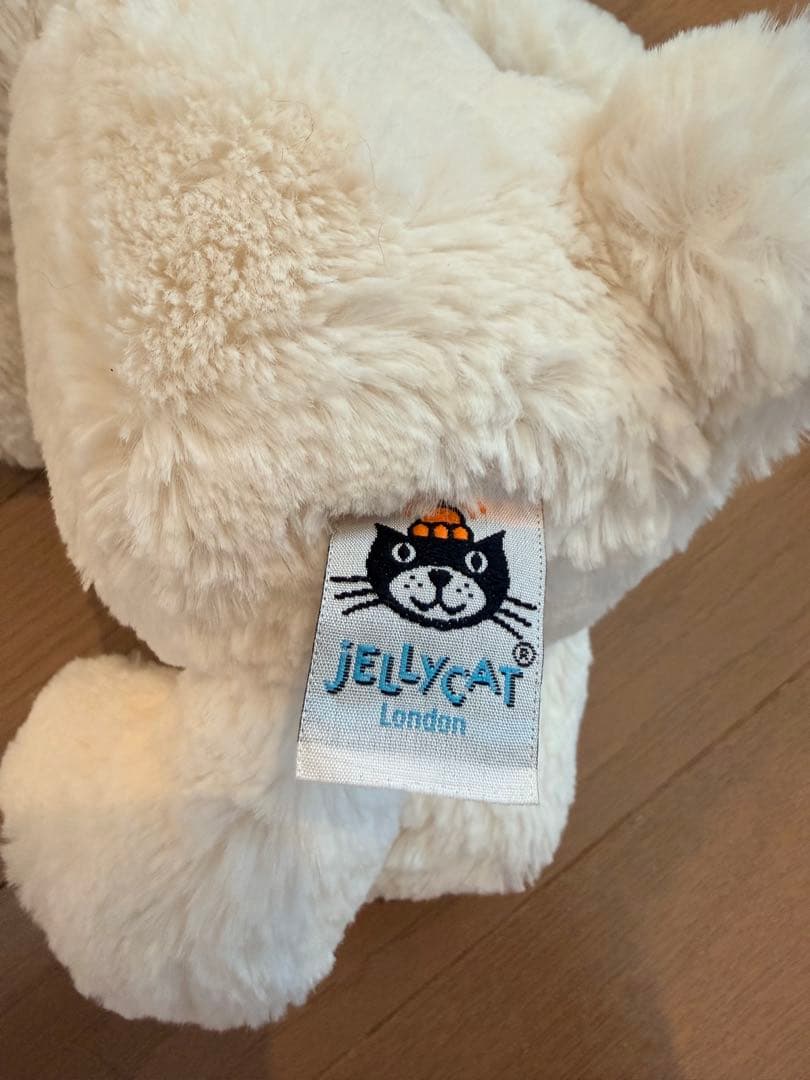 新品　 medium　Bashful Twinkle Bunny