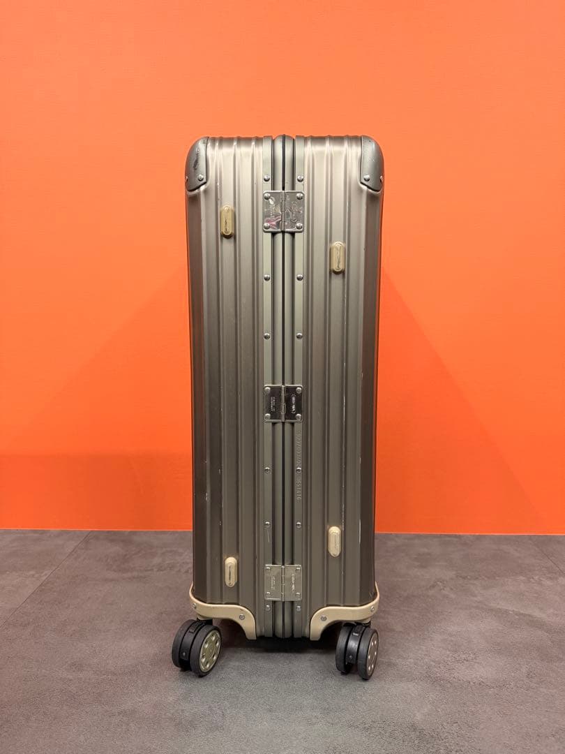 【正規品/美品】RIMOWA リモア TOPAS TITANIUM82L 【A】