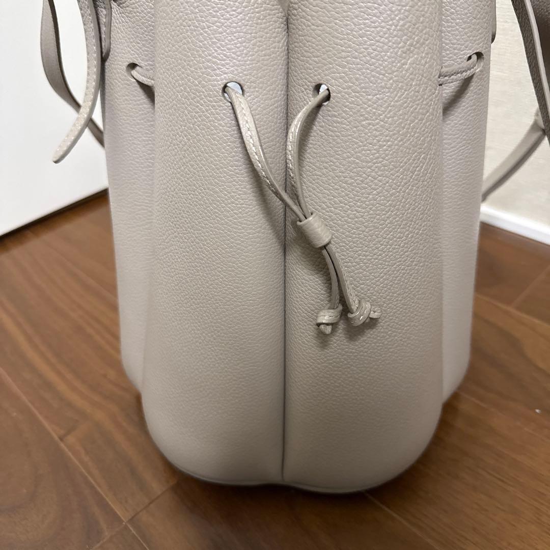 ポレーヌ　HUIT カヌレバック トープ(グレージュ)大サイズ