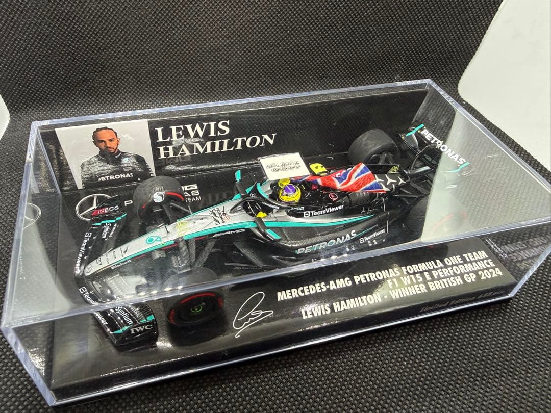 ミニチャンプス 1/43 メルセデスF1 W15 L.ハミルトン イギリスGP