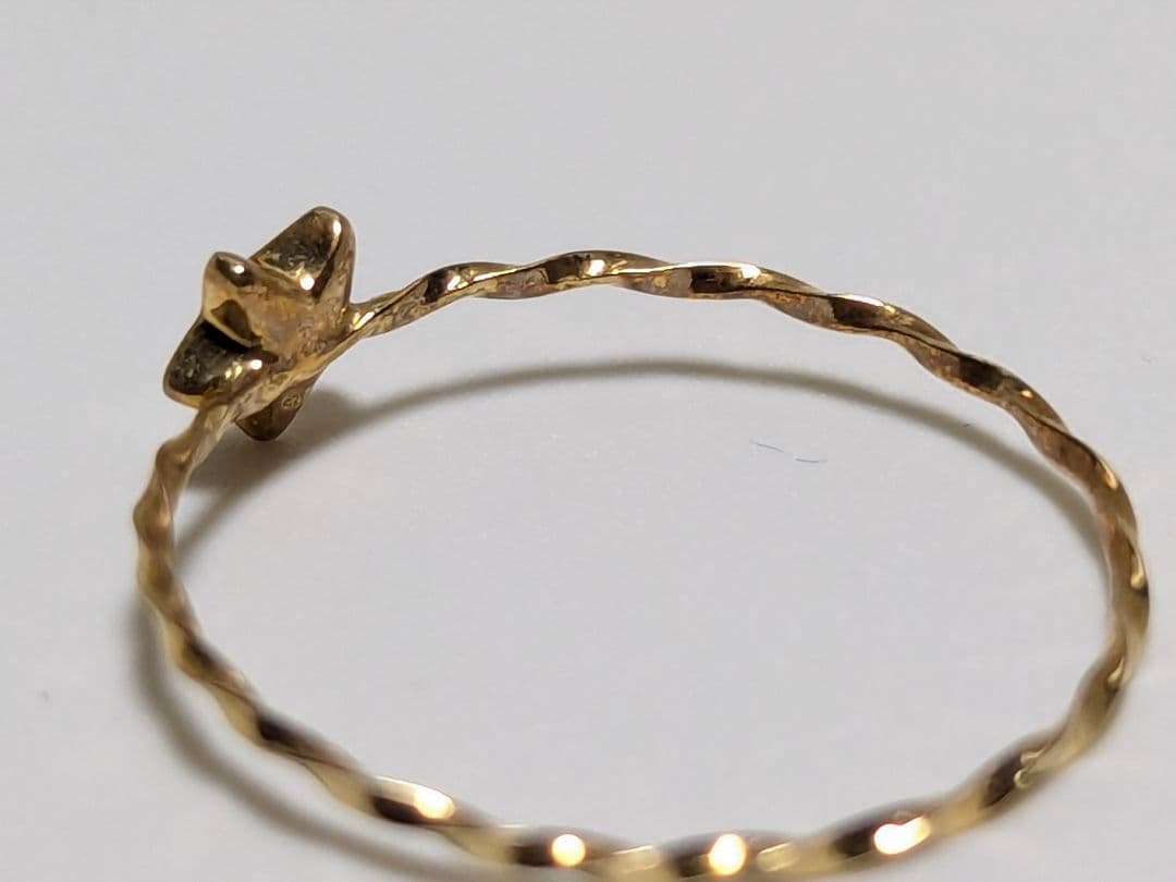 K18 天然ブルーダイヤモンド 星型モチーフ ツイストリング