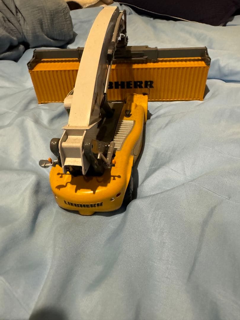 Liebherr ミニカー コンテナ付き 1/50