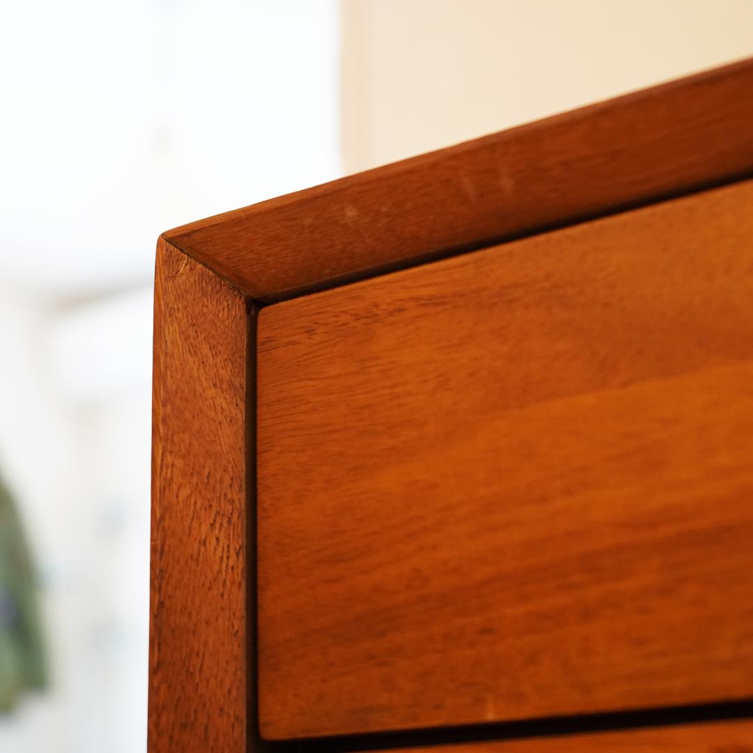 サイドチェスト　北欧ヴィンテージ／ミッドセンチュリー／キャビネット