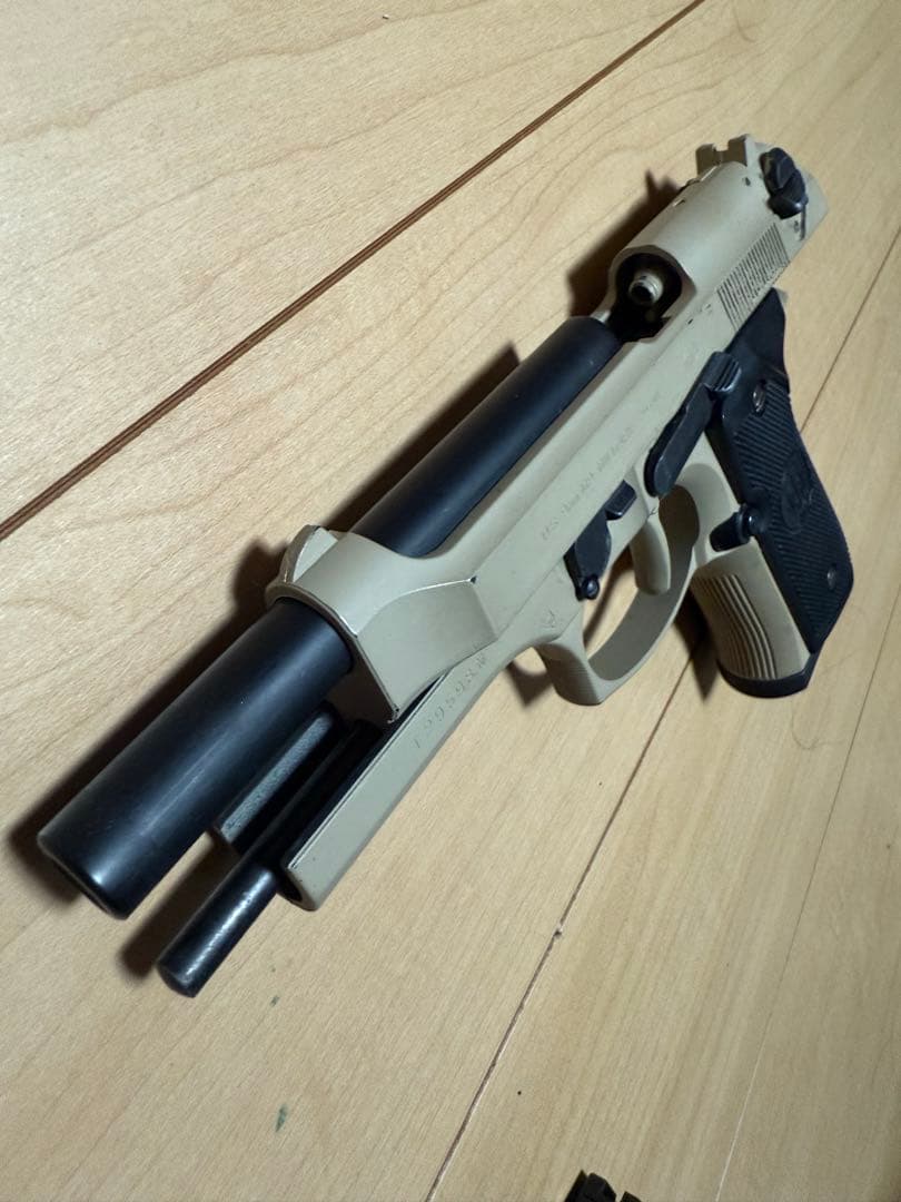 マルイベレッタ92Ｆ　予備マガジン2個付き！