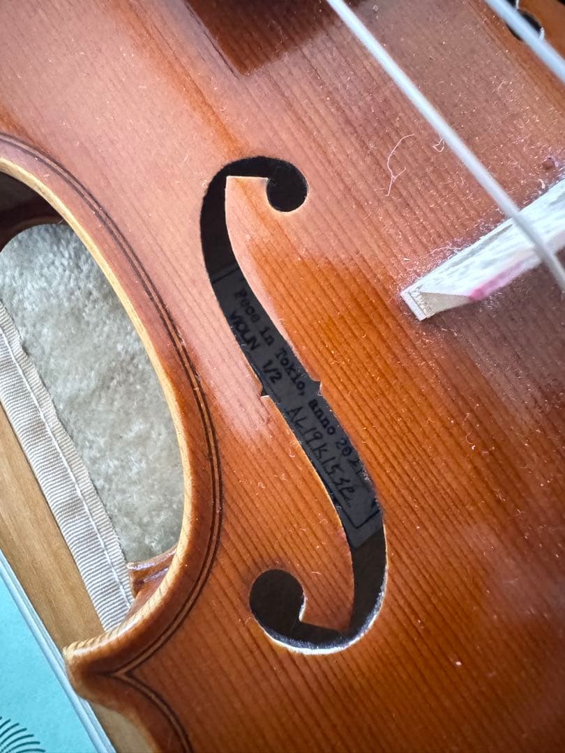 良質バイオリンと教本セット、チューナー付き　1/2