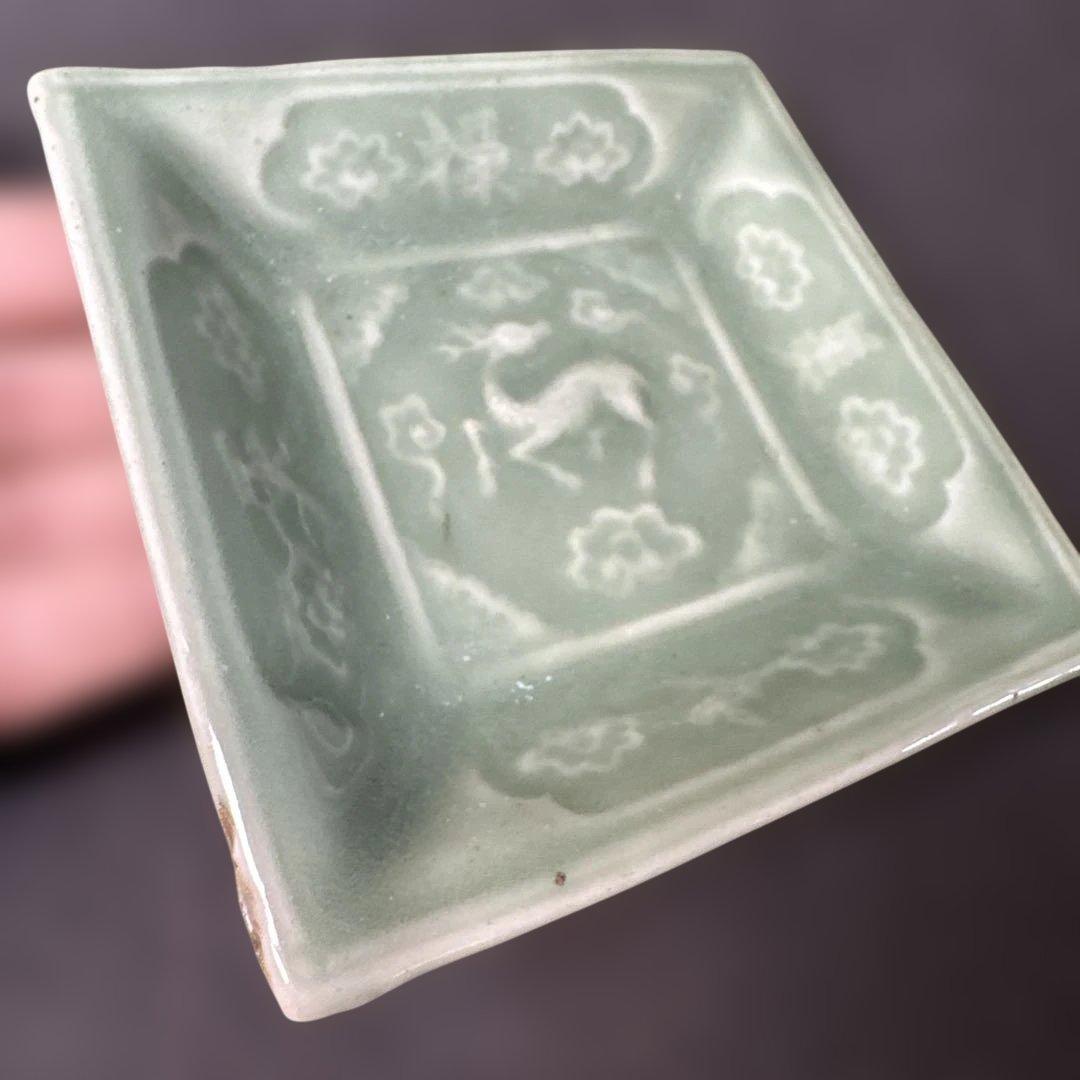 G26 送料無料　三田青磁　鹿の図　角皿　2枚　古美術　和骨董