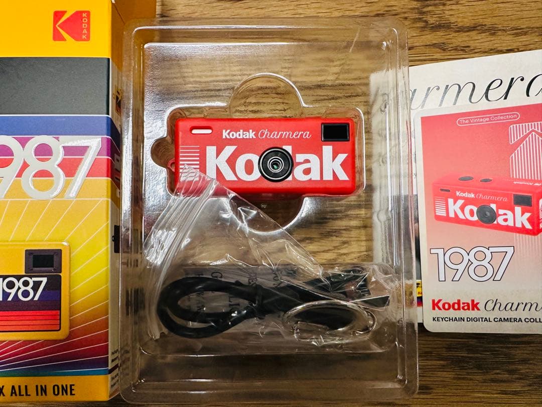 Kodak Charmera キーチェーンデジタルカメラ　レッド　新品