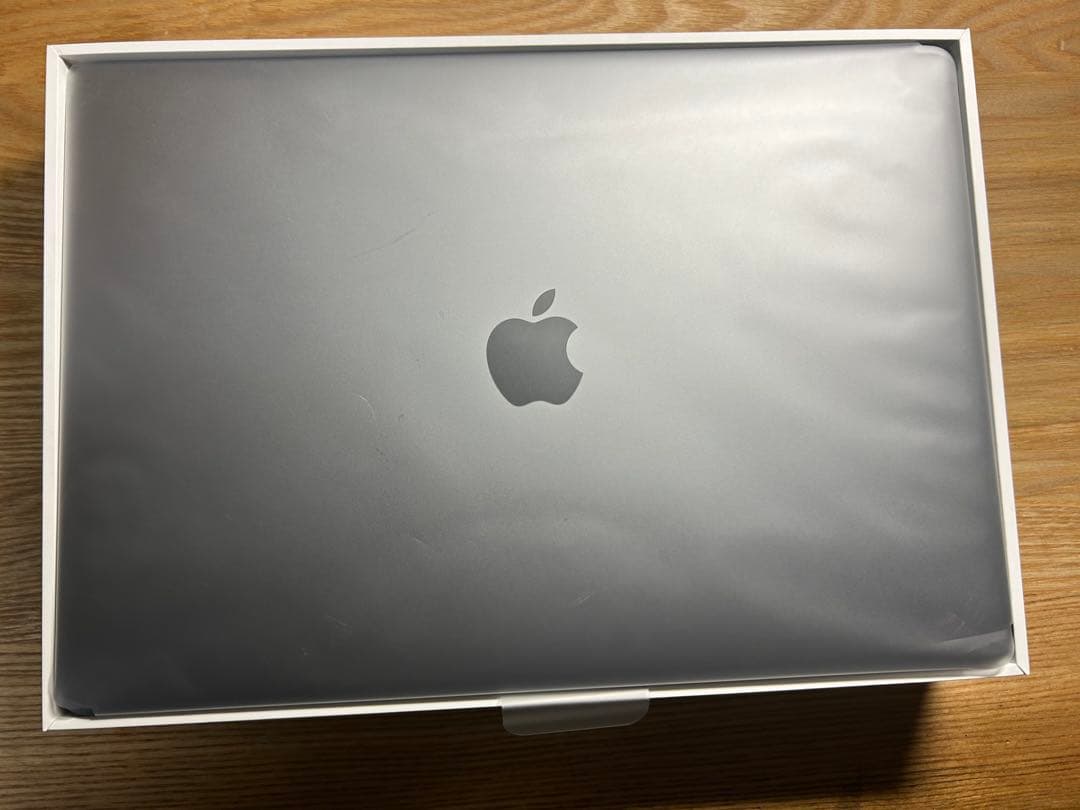A*A様 【極美品】MacBook Air M1 8GB 256GB 充放電16