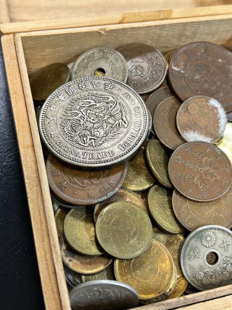 k*3様 桐箱入り(おまけ) 雑銭 貿易銀 万延小判 一銭 十銭 穴銭 古銭