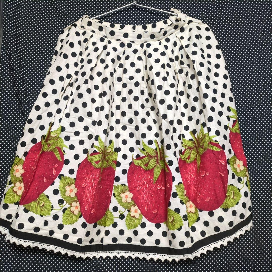 ❇️Emily Temple Cute ドット苺スカート黒 BK エミキュ