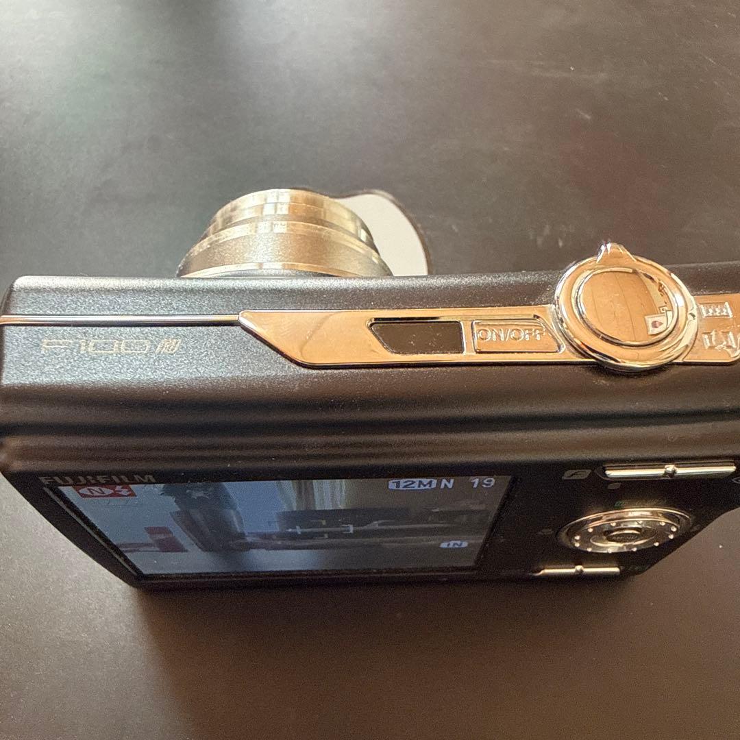 Fujifilm FinePix F100fd コンパクトデジタルカメラ