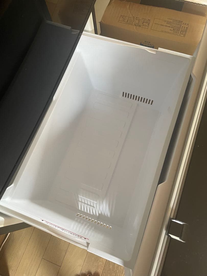 【大型冷蔵庫　破格】三菱ノンフロン冷凍冷蔵庫MR-C37W-B