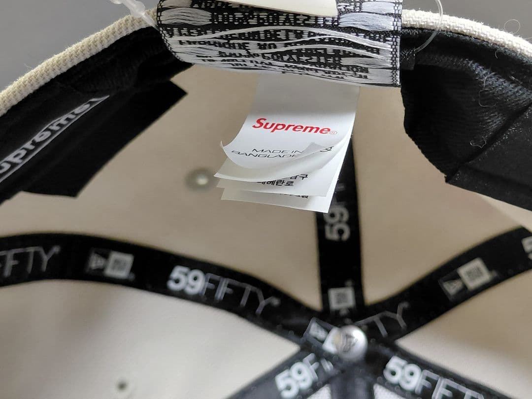 【新品未着用】Supreme　Gold Cross　S Logo　New Era