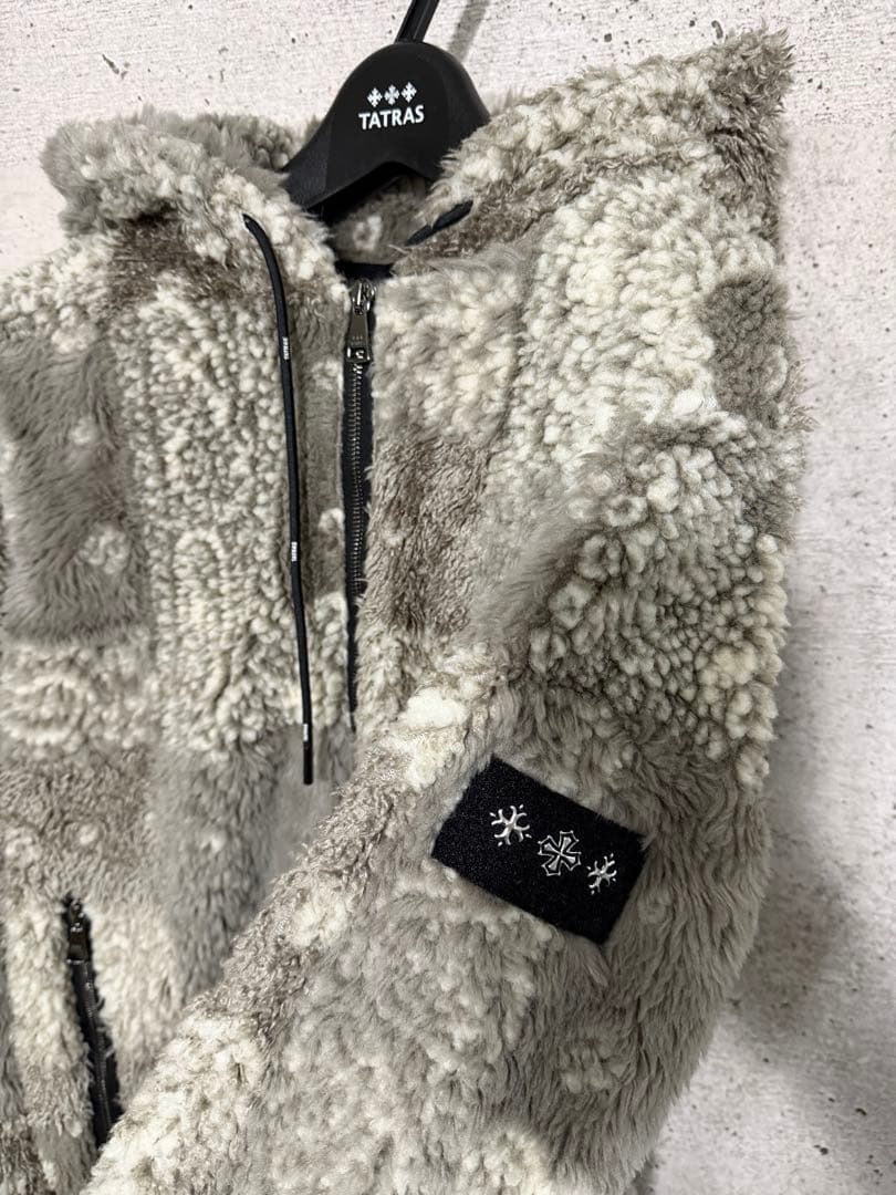 新品　タトラス　ボアジャケット　バンダナ柄　グレー　ブランドアウター　メンズ