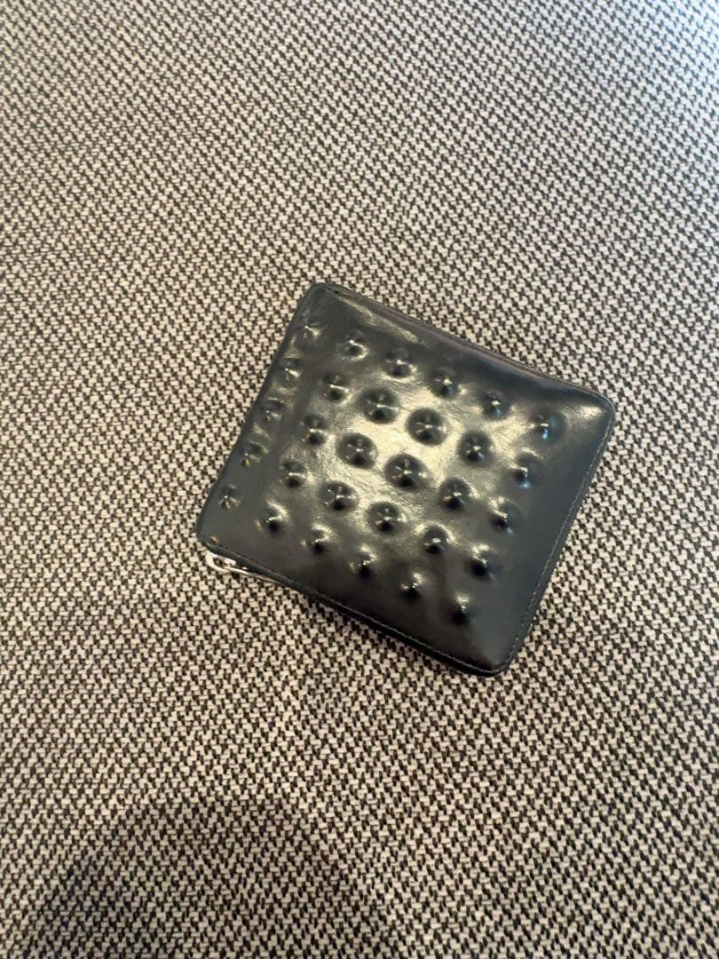 Maison MIHARA YASUHIRO 炙り出しスタッズZIPウォレット